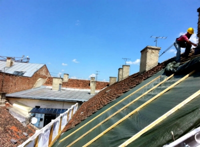 Structural rehabilitation and design for Rh&eacute;dey palace